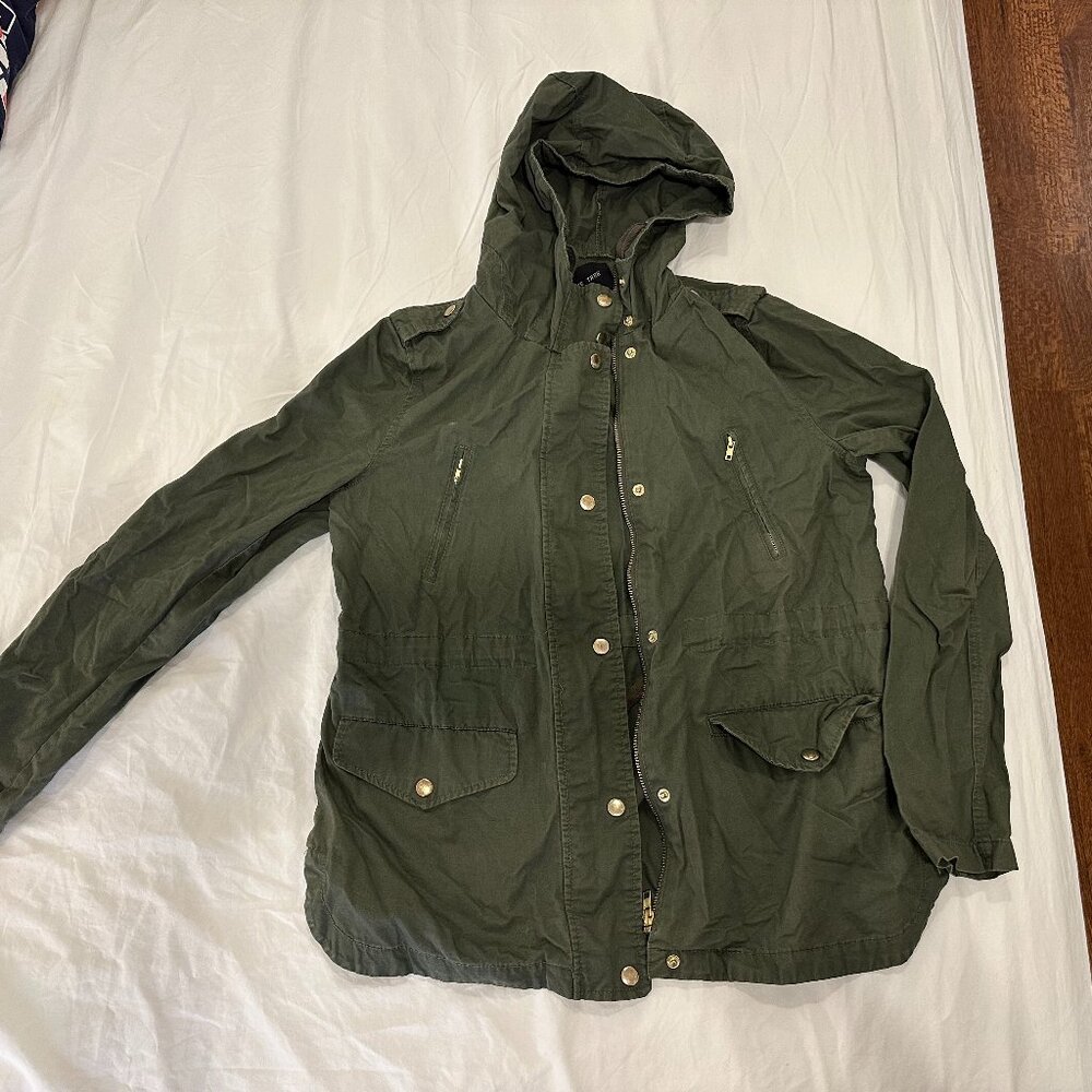 Medium Dark olive green army jacket with gold accent for fall